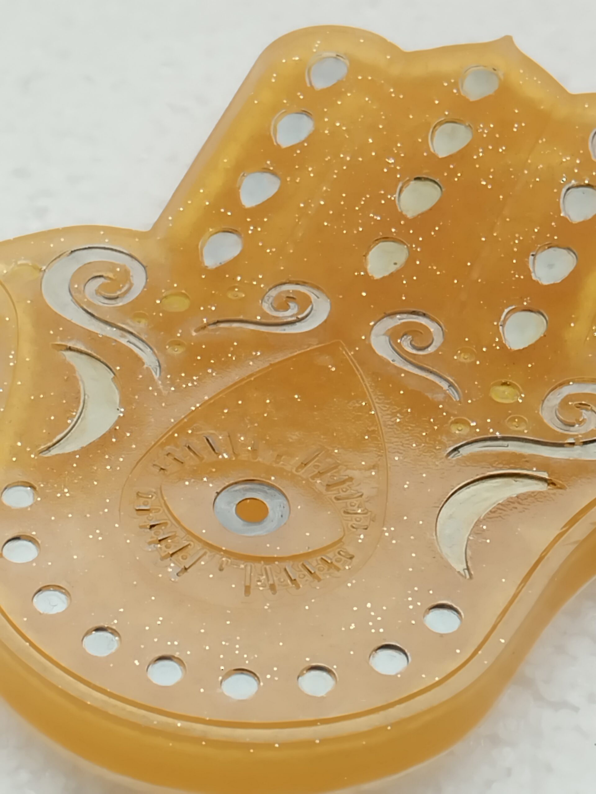 Porte-encens main de Fatma doré pailleté - Résine époxy – Image 3