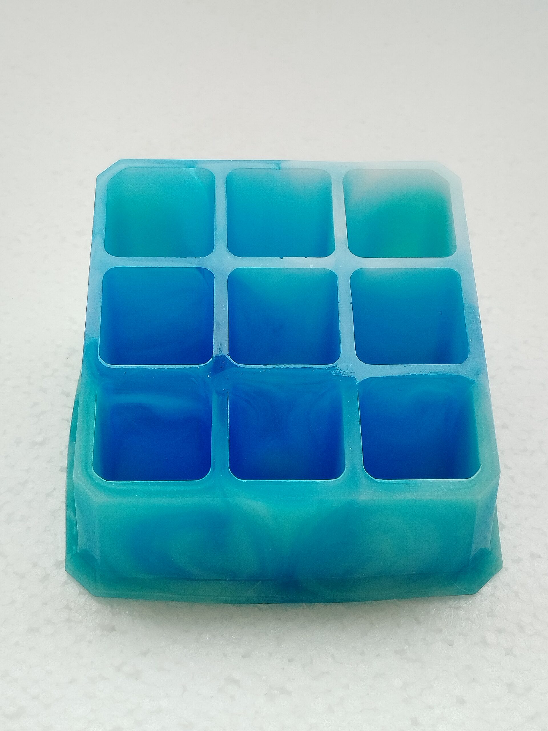 Range-rouge à lèvres en résine époxy - Bleu océan marbré – Image 2