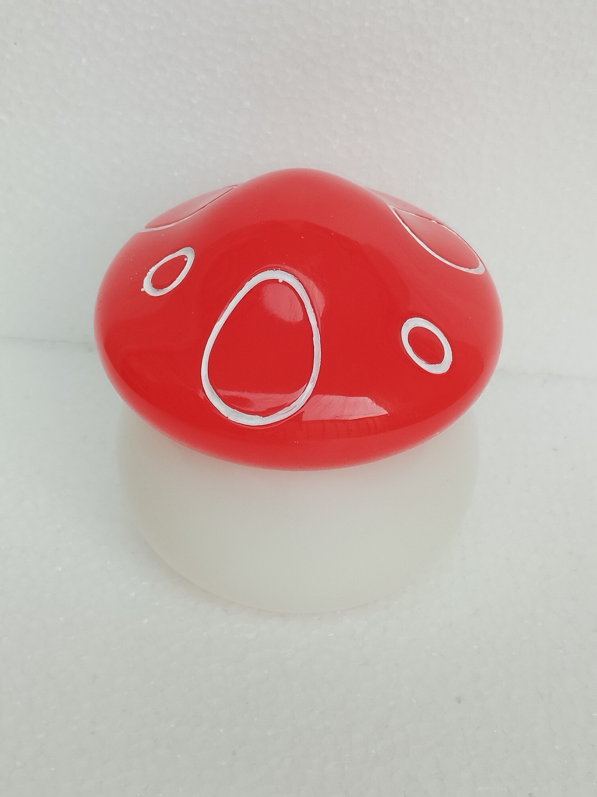 Boîte champignon blanche et rouge - Résine époxy