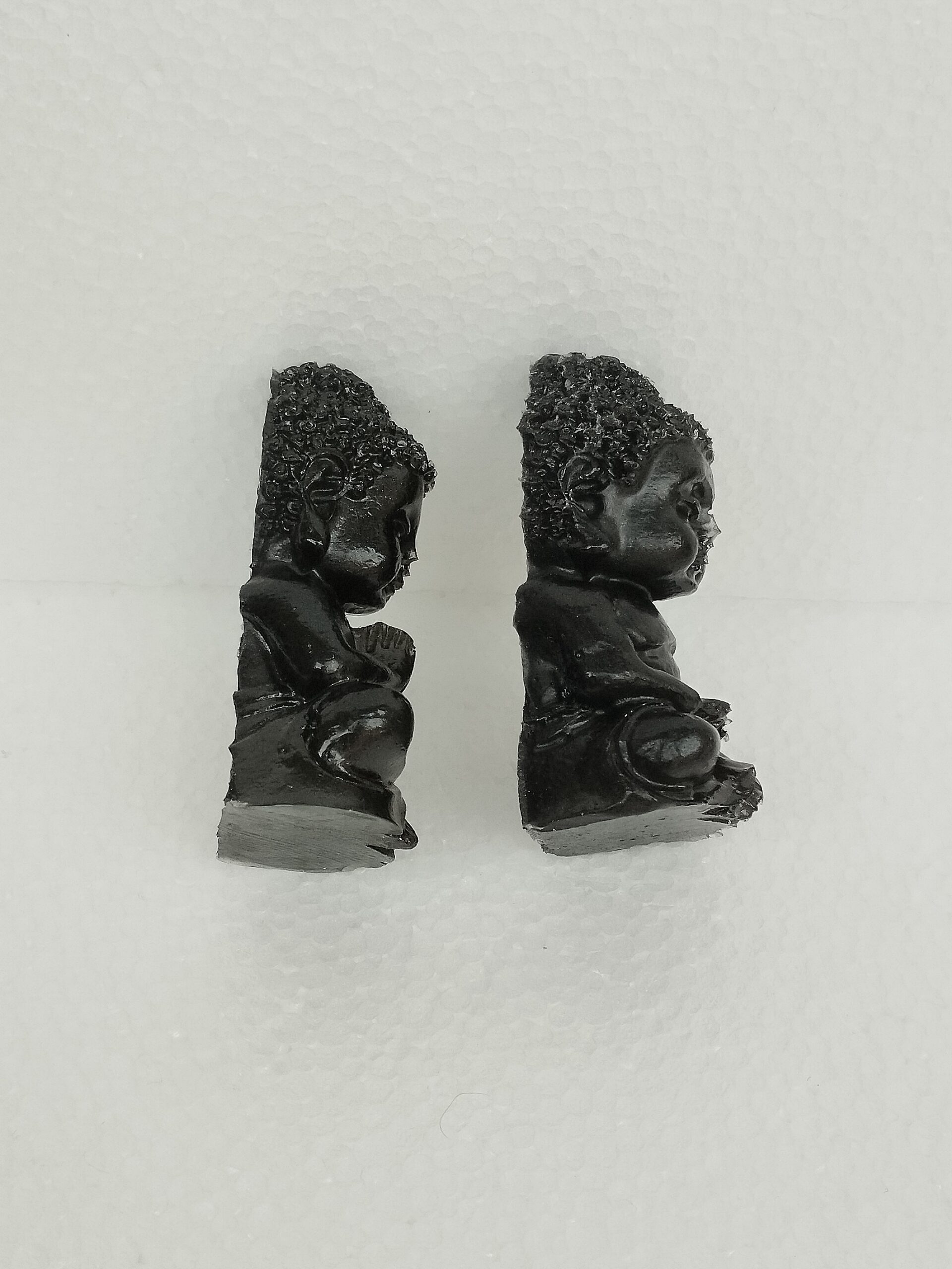 Duo de Bouddhas Méditation en Résine Époxy Noire – Image 4
