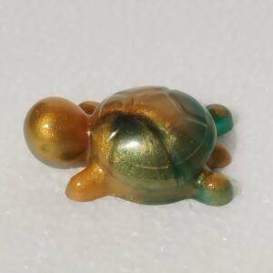 Tortue Décorative en Résine Époxy - Création Artisanale