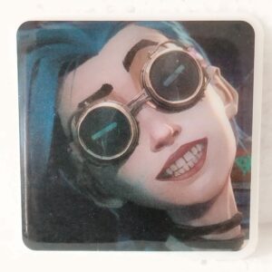 Aimant en résine Arcane – Portrait de Jinx