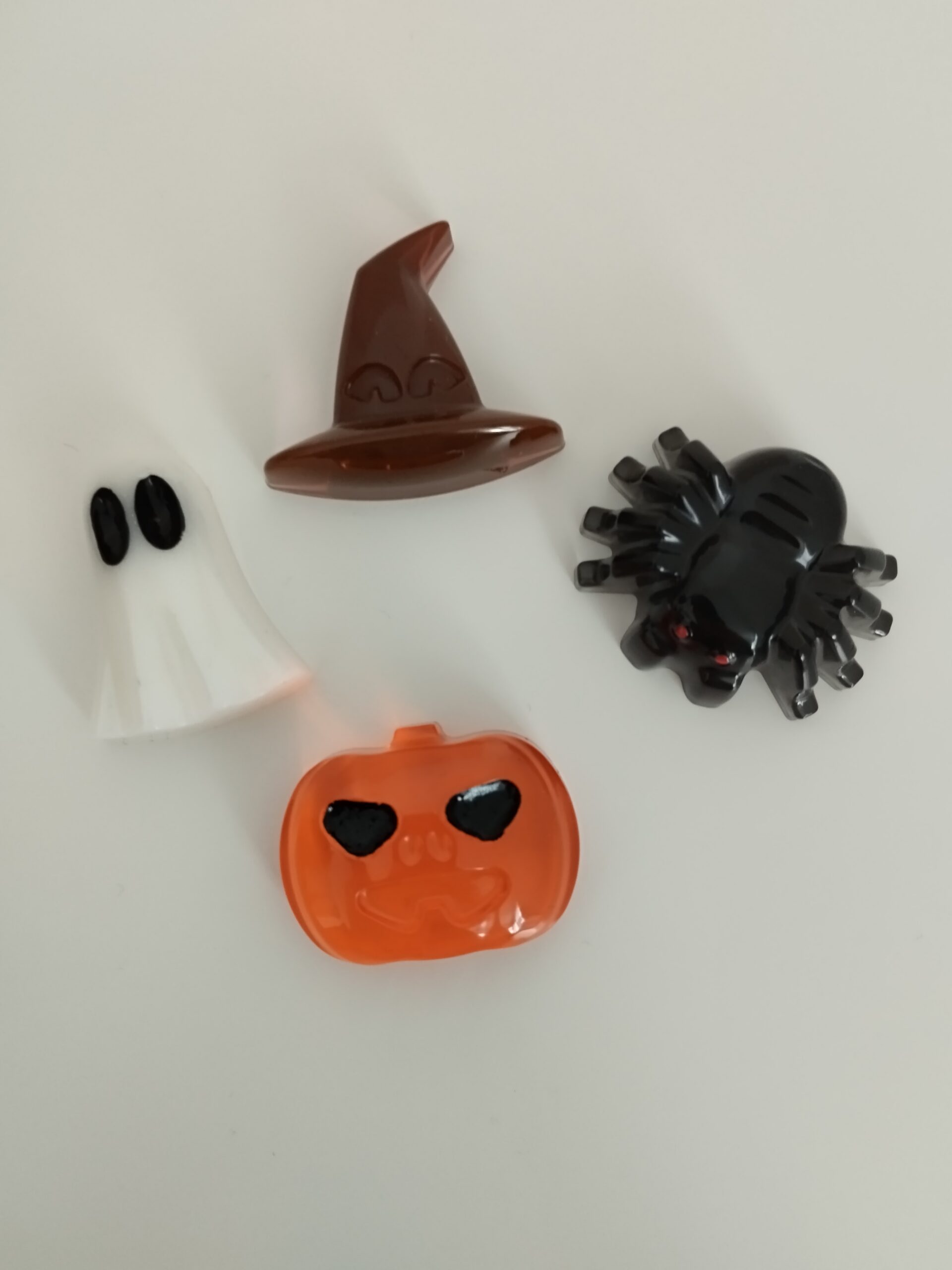 Lot de 4 décorations Halloween en résine – Édition Dracristal – Image 3